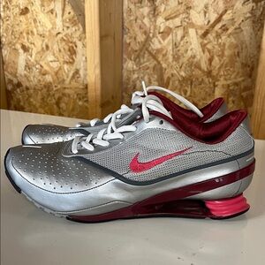 Vintage Nike Shox Silver Running Shoes with Pink Swoosh and Maroon Accents